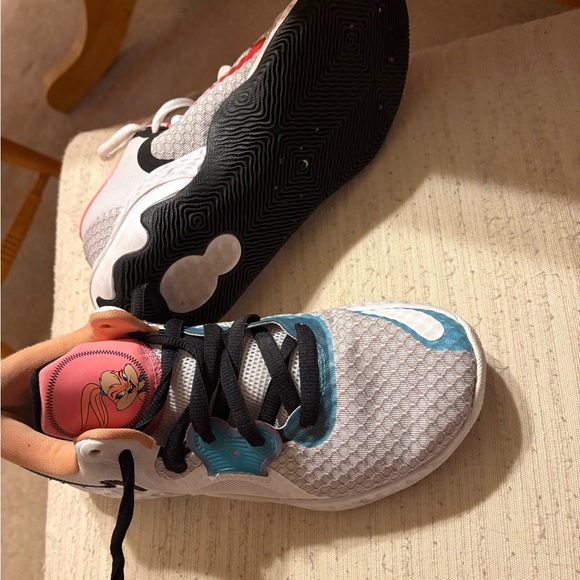 Space Jam Nike Renew - Picture 1 of 3